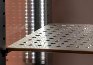 Хладилна витрина за вино с 1 врата, 440 л, черна, клас А