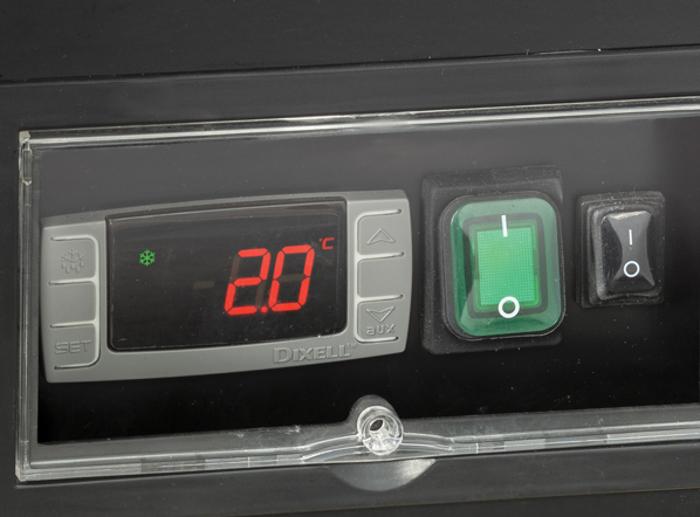 Хладилна витрина, стенна, вентилирана, различни цветове