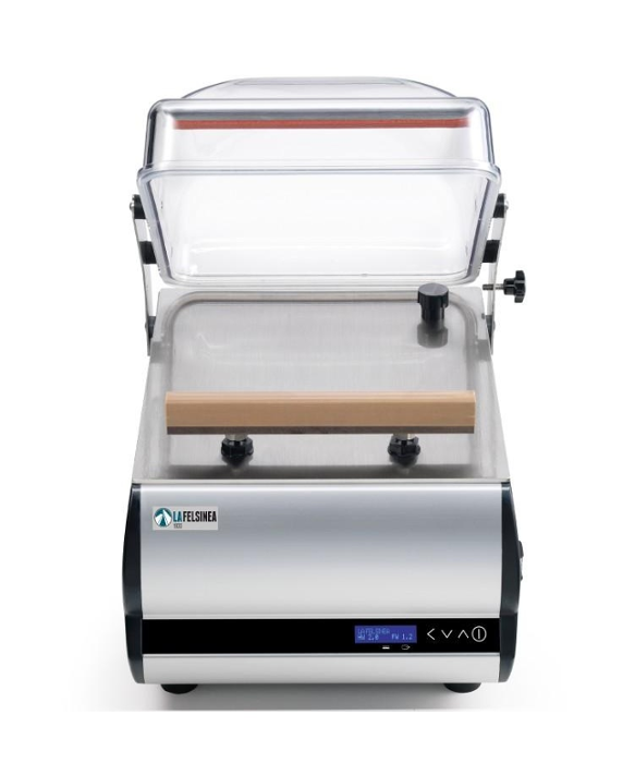 Опаковъчна машина вакуумираща, 12 м³/ч Space 40 Easy Touch DX P12 - kuhnensko.com Опаковъчна машина вакуумираща, 12 м³/ч Space 40 Easy Touch DX P12