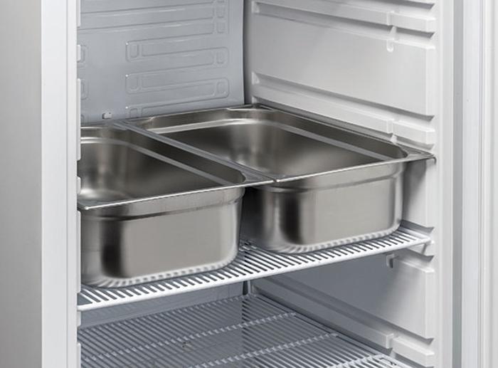 Нискотемпературен хладилен шкаф, неръждаем, GN 2/1, клас C, 600 л - kuhnensko.com Нискотемпературен хладилен шкаф, неръждаем, GN 2/1, клас C, 600 л