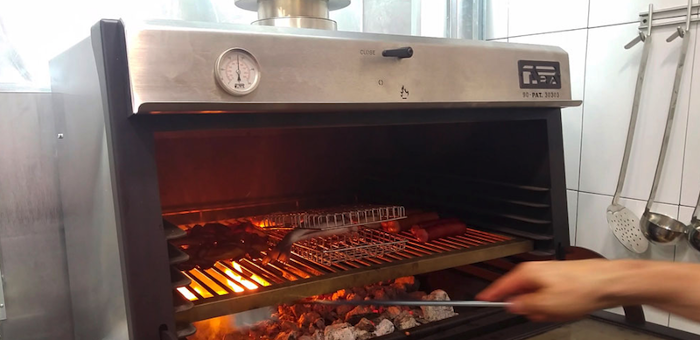 Фурна-барбекю на дървени въглища PIRA-90 SILVER SD, настолна - kuhnensko.com Фурна-барбекю на дървени въглища PIRA-90 SILVER SD, настолна